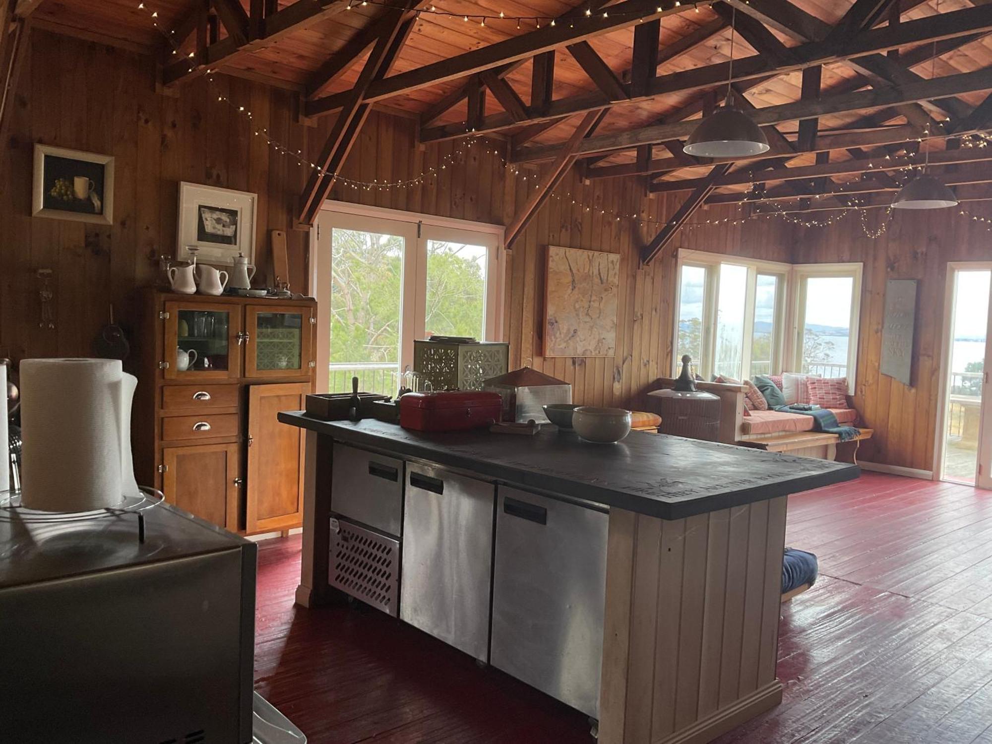 The Woolshed And Farmhouse Blue, Bruny Island Barnes Bay Екстер'єр фото