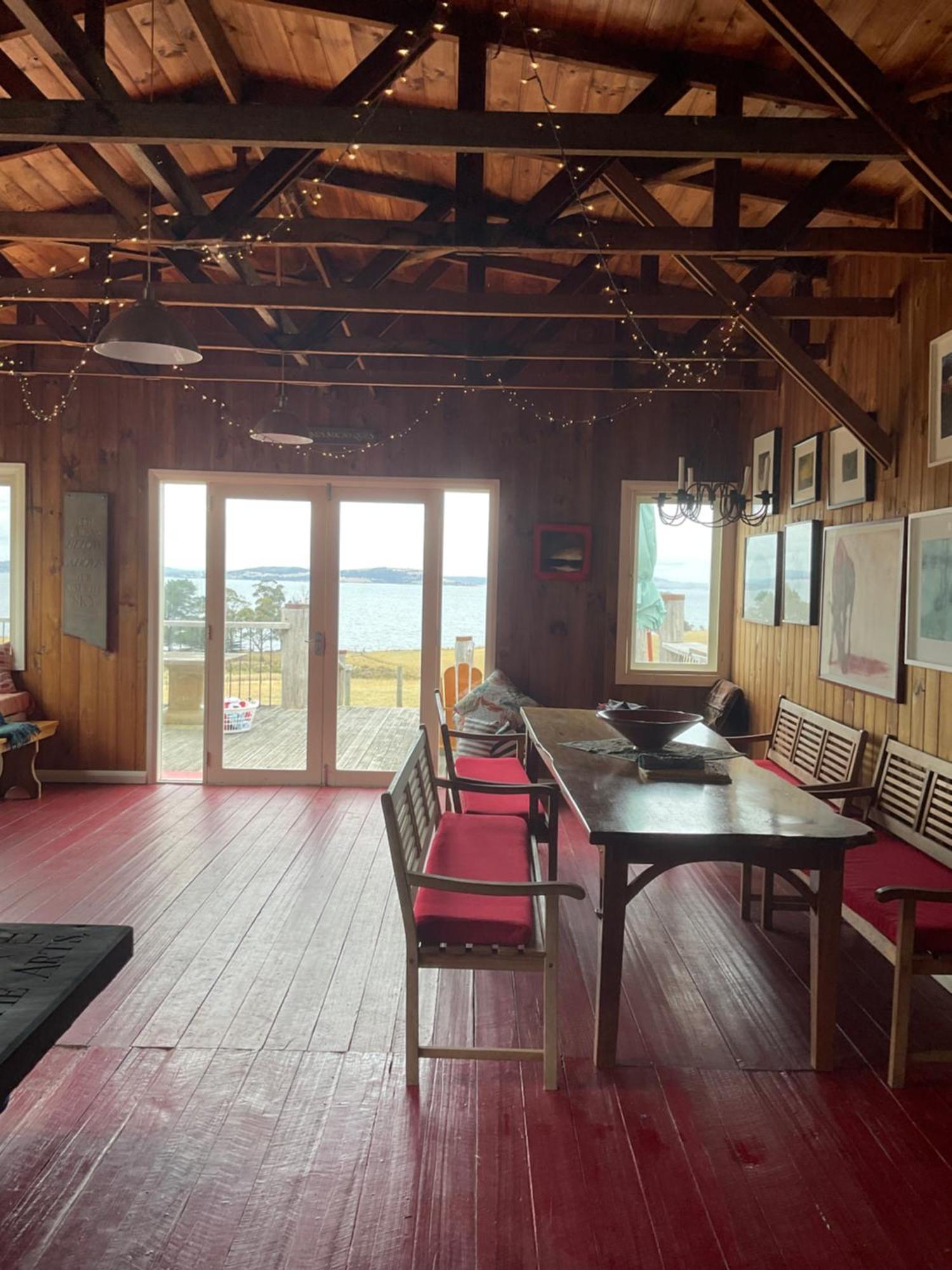 The Woolshed And Farmhouse Blue, Bruny Island Barnes Bay Екстер'єр фото